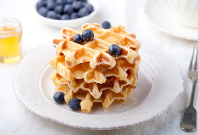 Recette de gaufres au fromage blanc au lait de brebis Le Petit Basque